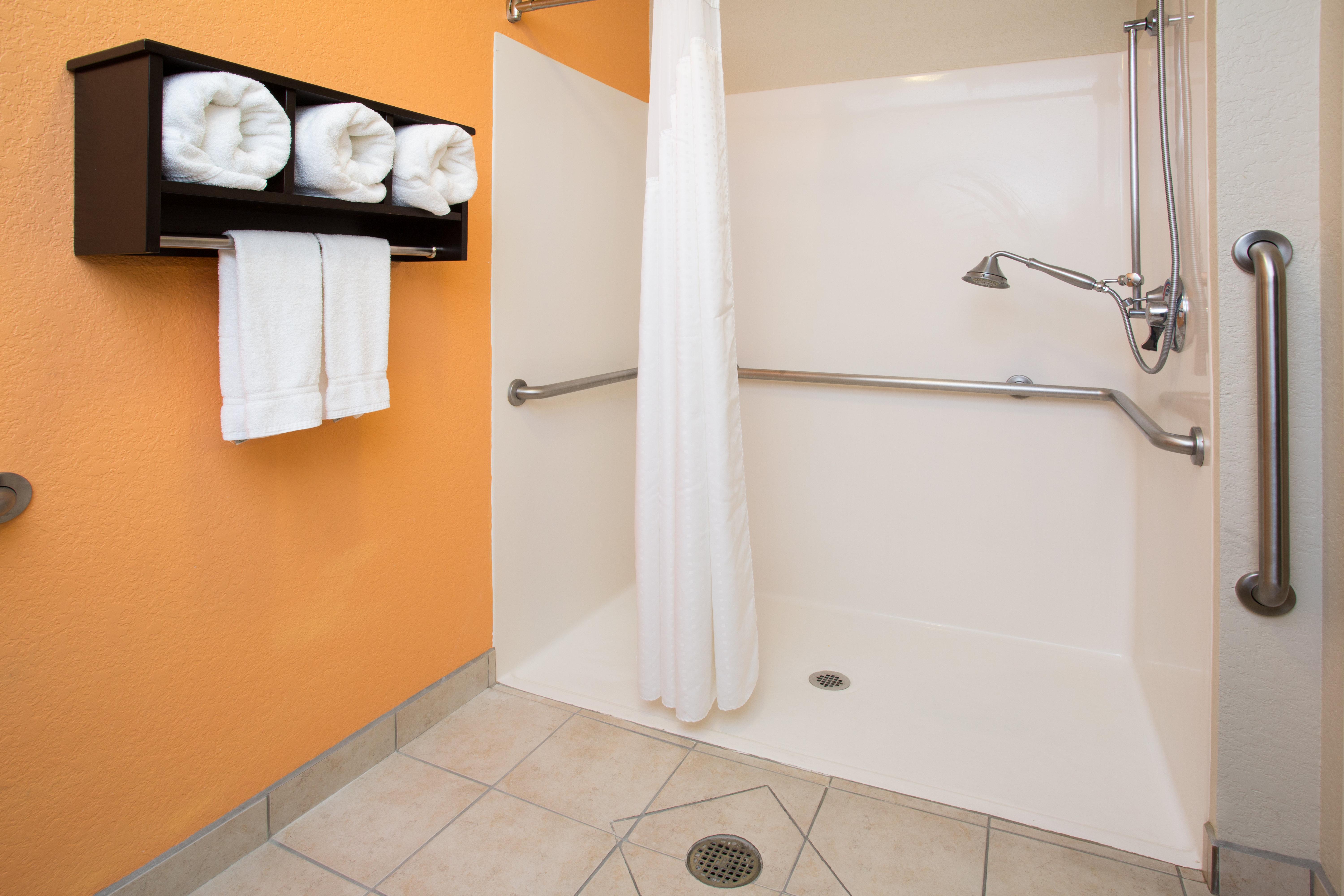 Holiday Inn Express Hotel & Suites Lexington By Ihg Exterior foto